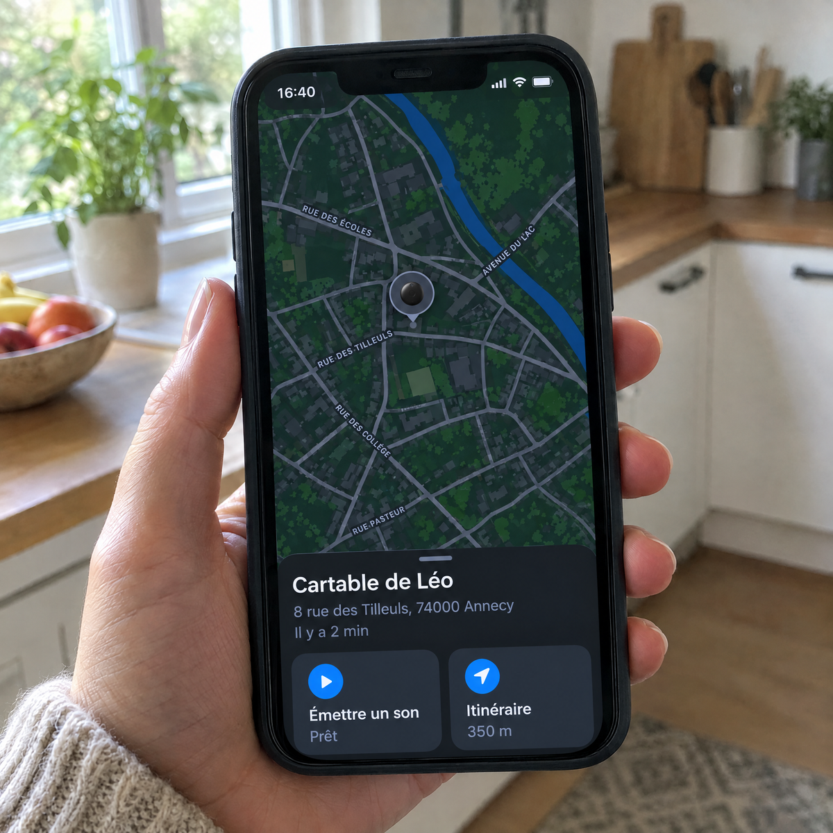 Position du cartable affichée sur la carte de l'application Localiser du téléphone